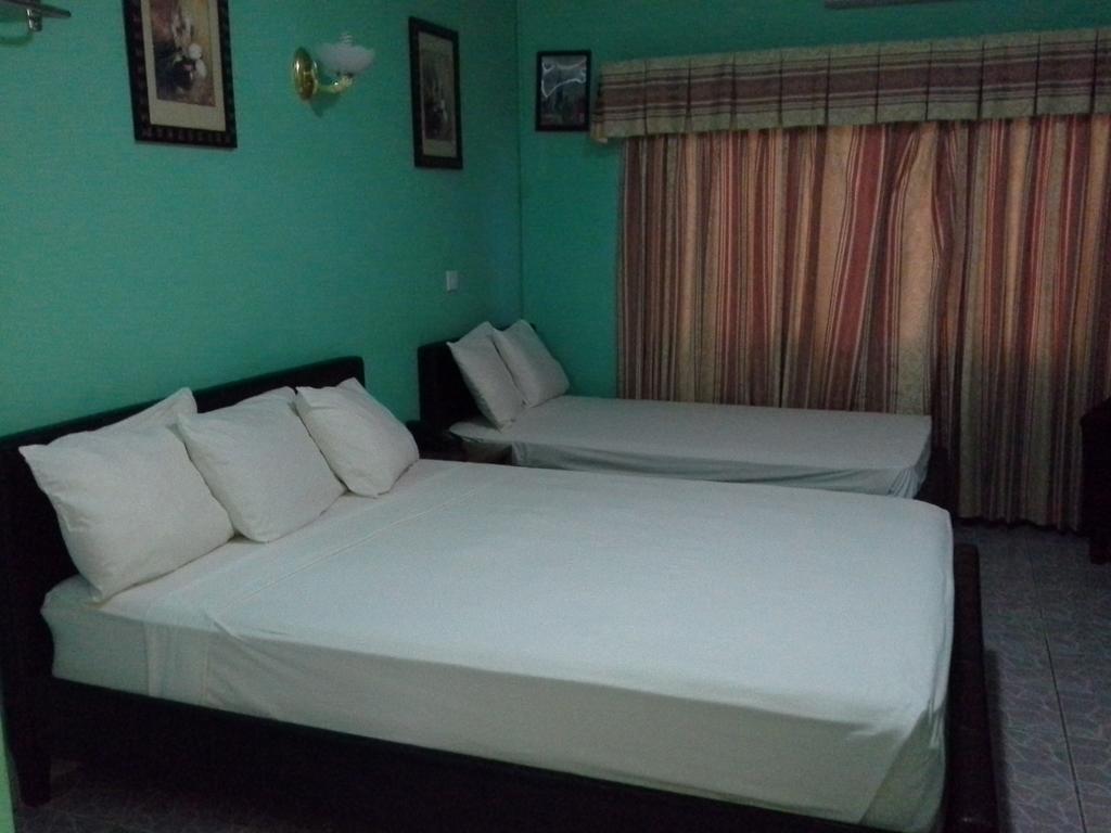 Pg Quality Inn ジョージタウン エクステリア 写真