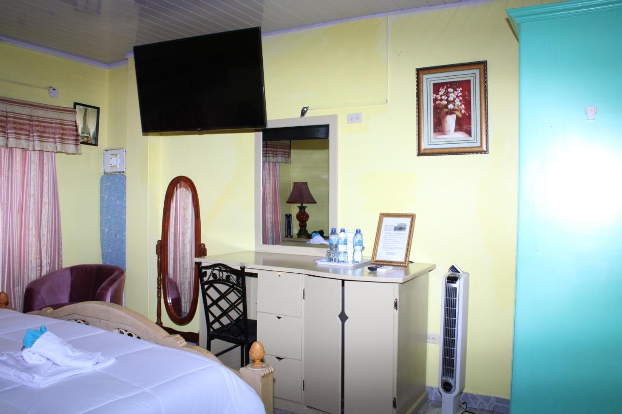 Pg Quality Inn ジョージタウン エクステリア 写真